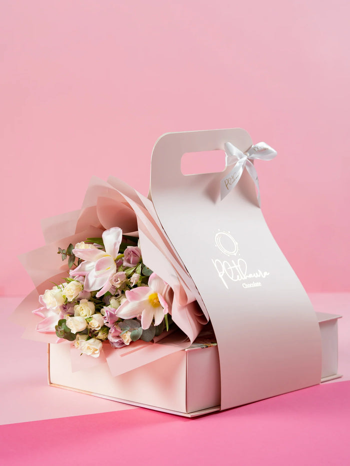 Snowy Bloom Bouquet (Packaging comes only if letter chocolate inside)